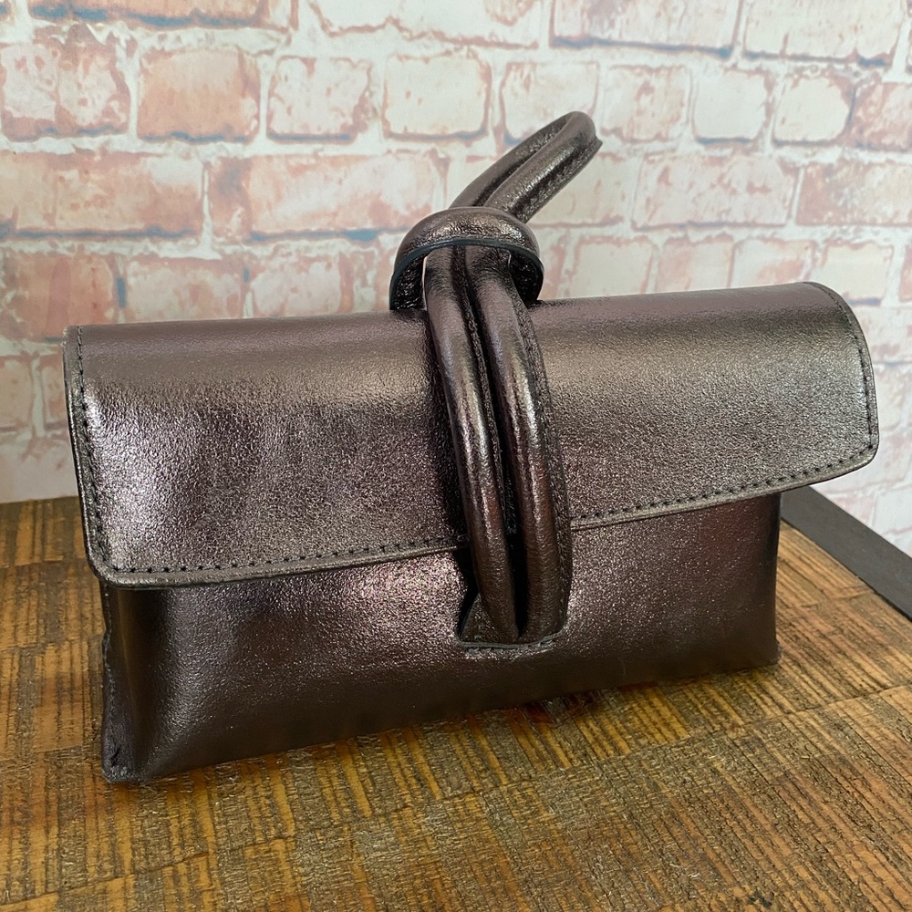Borse in Pelle Italian Leather Clutch/Wristlet with Detachable Strap